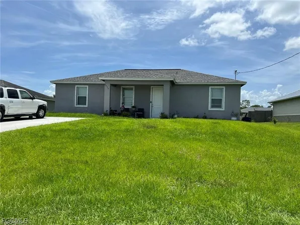 8036 Buttercup Cir, Labelle, FL 33935