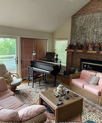 2nd image of 9 Lake Dr