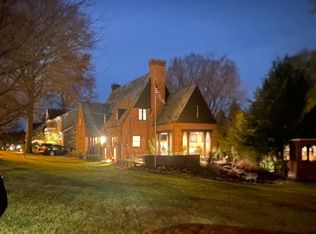 230 Parkway Dr, Pittsburgh, PA 15228
