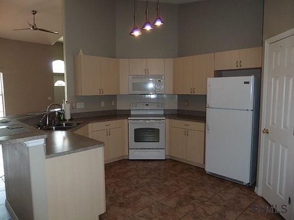 2nd image of 5 Seagirt Ct