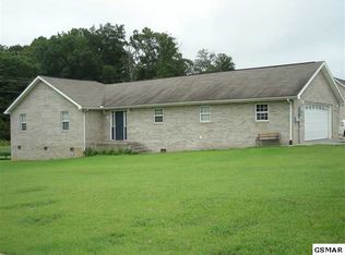 3102 Blueberry Dr, New Market, TN 37820