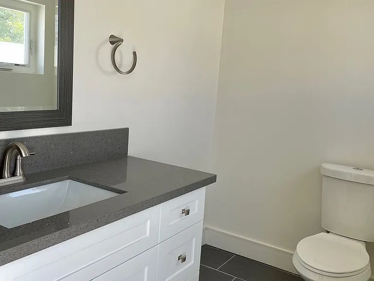 116 S Avenue 63 — Photo 11