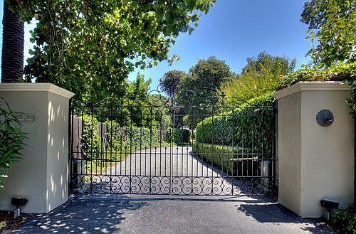 1st image of 32 Encina Ave