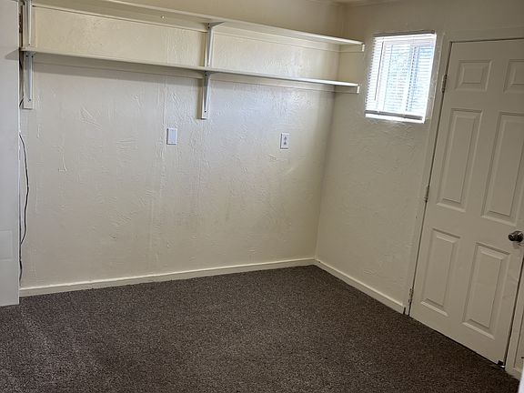 5th image of 2001 W Broadway St APT 17