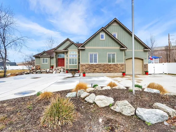 136 N 700 W, Kaysville, UT 84037