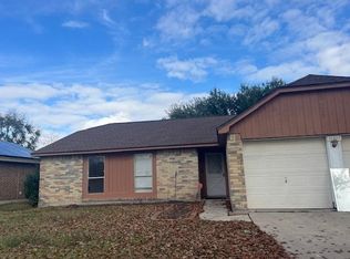 16707 Sheet Bend Way, Friendswood, TX 77546