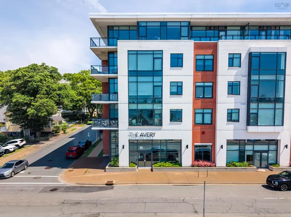 25 Alderney Dr Unit 310, Dartmouth, NS B2Y 0E4
