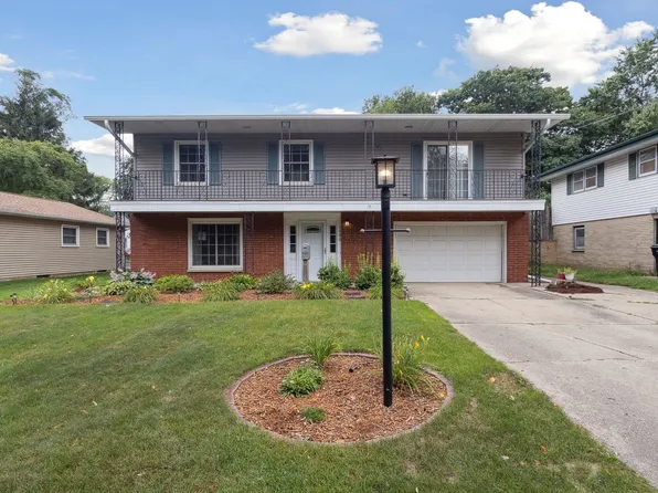 1406 Garfield Ave, Beloit, WI 53511