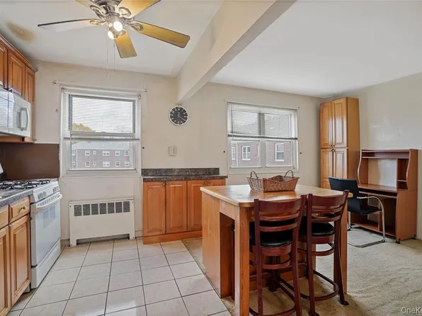 155-27 89th Street image 2 of 26