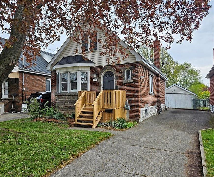 1st image of 75 Barons Ave S