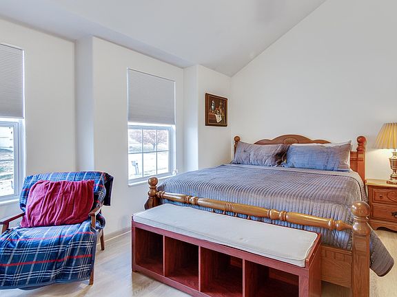 5th image of 4020 Hawksbury Ln #A