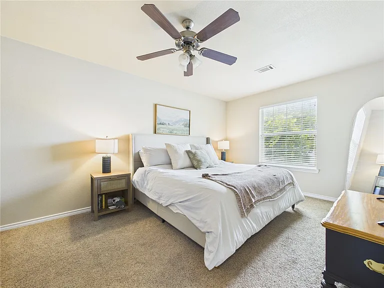 2348 Autumn Chase Loop #D — Photo 13