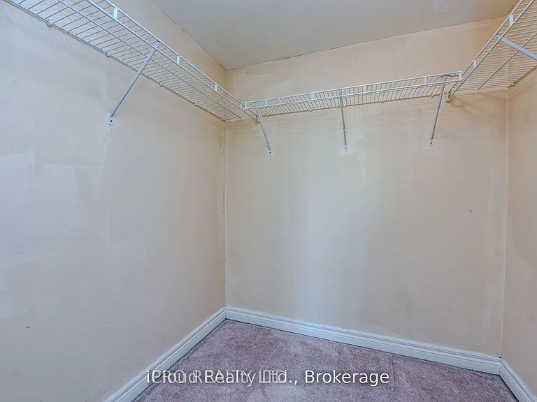 156 Enfield Pl #302 — Photo 18