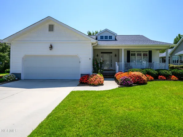 102 Cottage Row, Morehead City, NC 28557