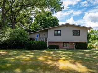 53175 Osage Dr, South Bend, IN 46637