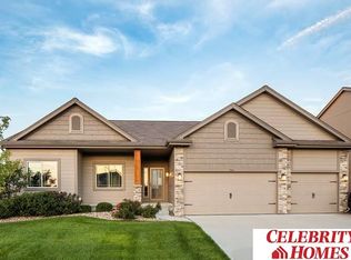7173 N 163rd St, Bennington, NE 68007
