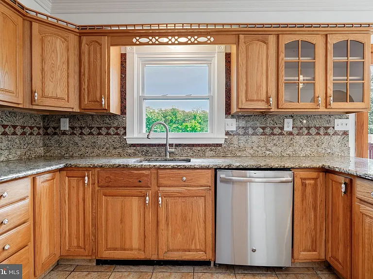 11325 Bacon Race Rd — Photo 15