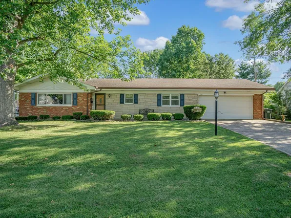 901 South St, New Athens, IL 62264