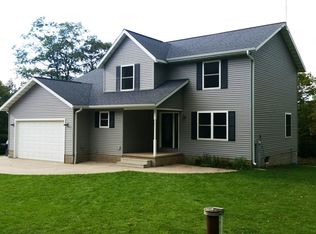 220 Bara Rd, Crystal Falls, MI 49920