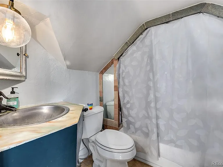 1130 N Lafayette St #5 — Photo 11