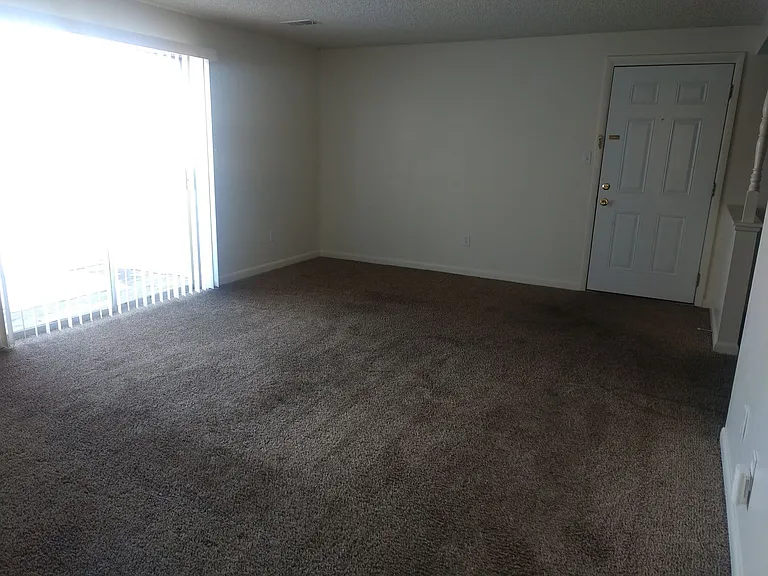 Executive Plaza Apartments | Spacious 2BR with Private Patio in Central Greeley — Photo 8