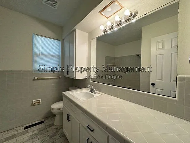 816 Willow Ln — Photo 11