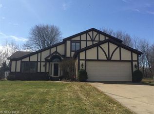 1172 Sprucedale Rd, Broadview Heights, OH 44147