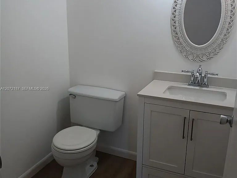302 Lake Evelyn Dr #302 — Photo 13