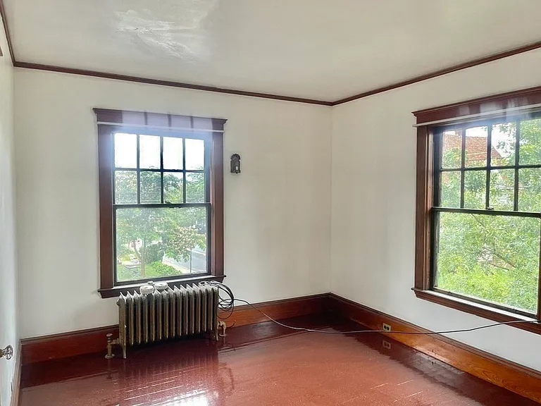 47 Pleasant St — Photo 18