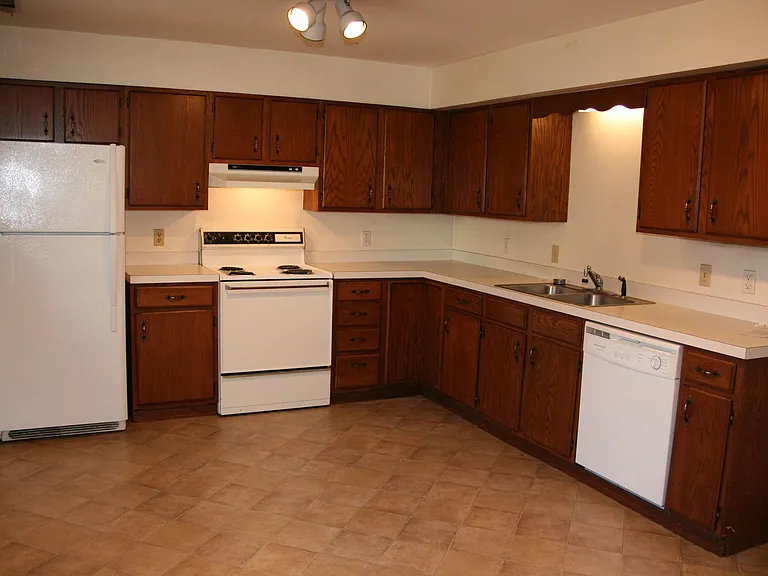 2823 Fandre Dr #2825 — Photo 19