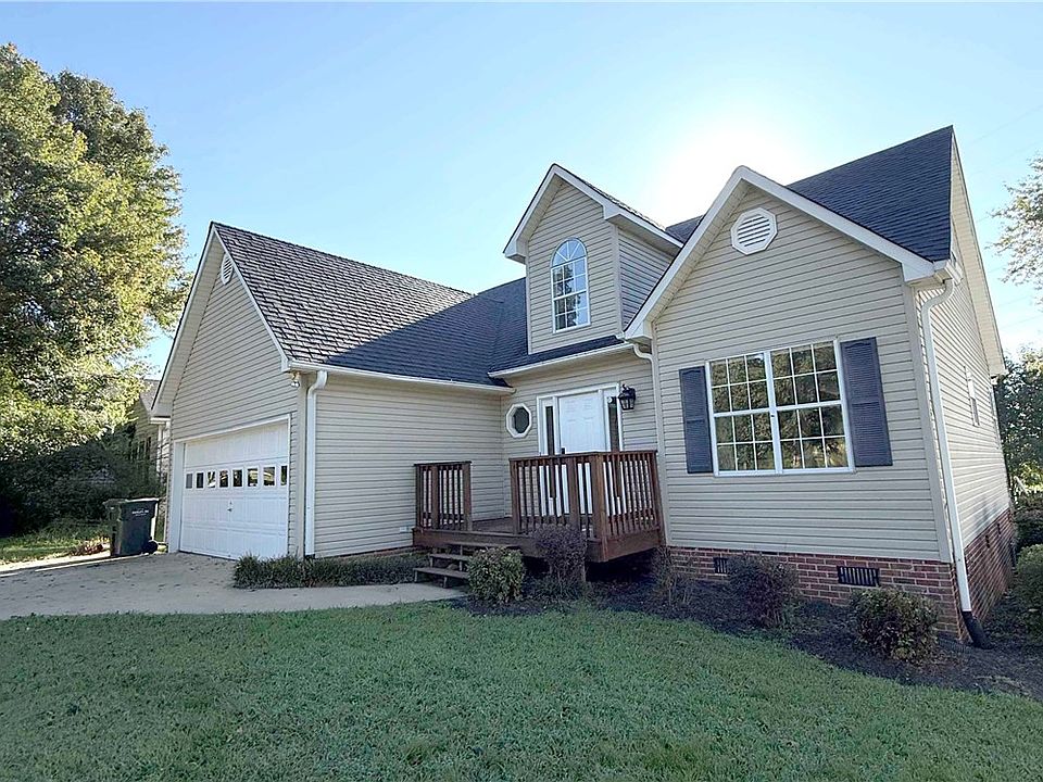 1st image of 116 Kelly Ln