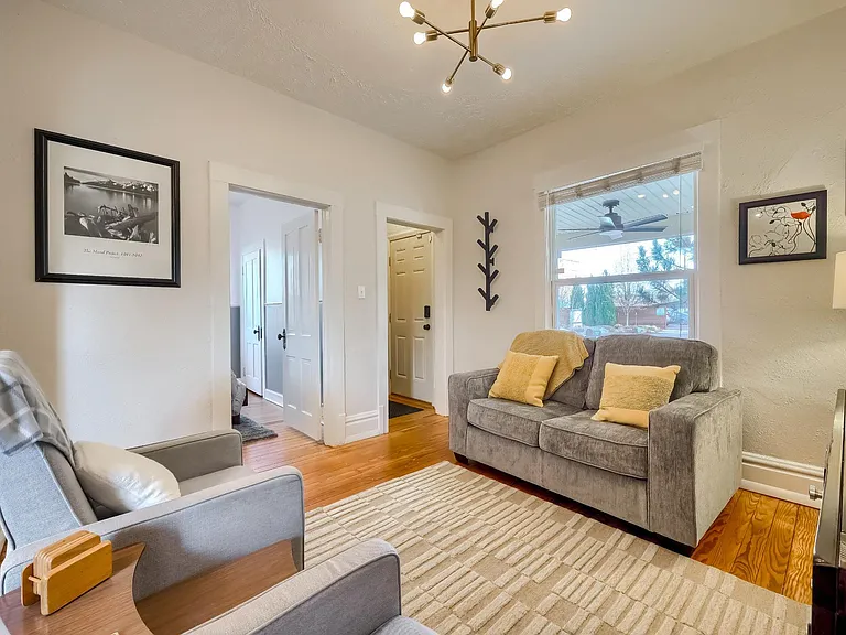 3039 S Bannock St — Photo 22