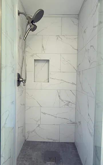 717 W Milford St #101 — Photo 14