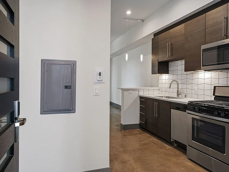 T Lofts Apts — Photo 12