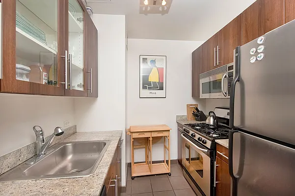 Rented by Nest Seekers International | media 35