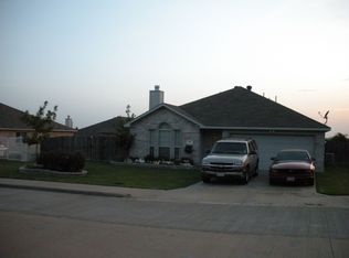 605 Meadowview St, Farmersville, TX 75442