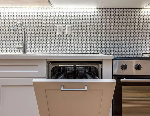 Rented by Nooklyn NYC LLC | media 12