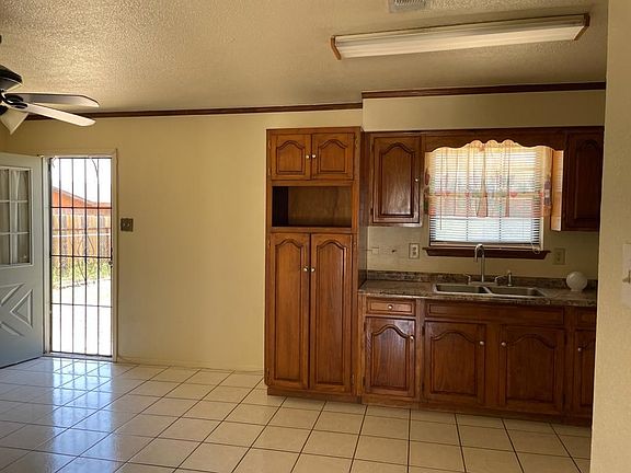 2nd image of 2976 Big Lake Blvd