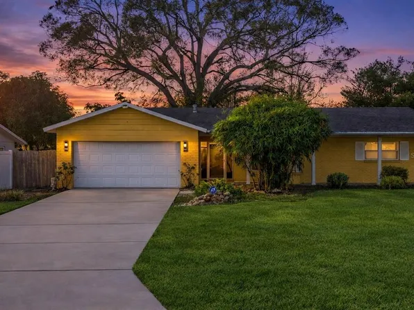 2728 York St N, Saint Petersburg, FL 33710