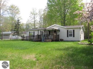 5647 S Henderson Lake Rd, Prescott, MI 48756