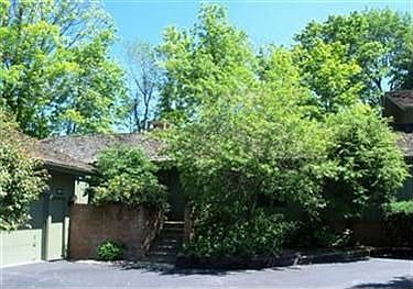 1st image of 665-14 Fairington Ln