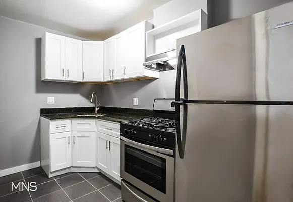 Rented by MNS | media 17