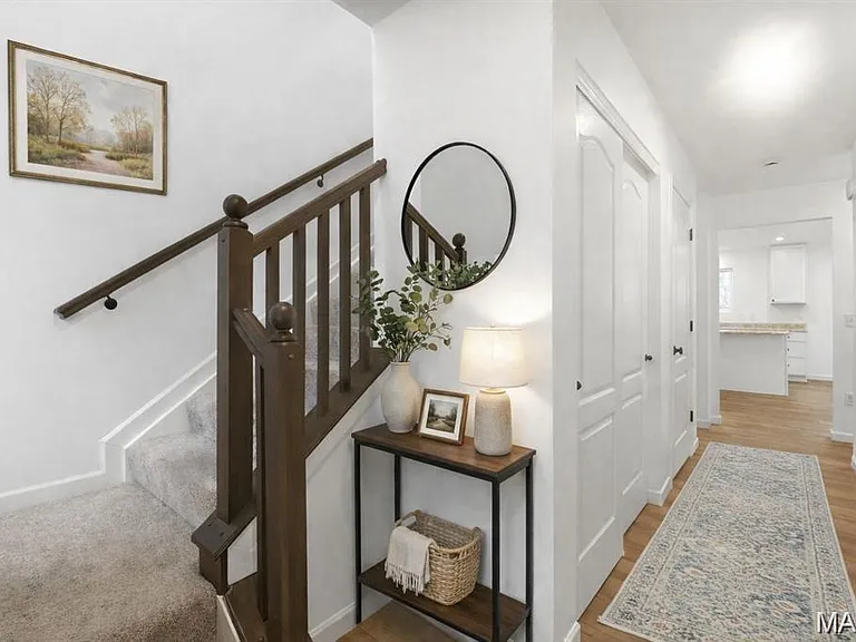 307 Newbridge Way — Photo 3