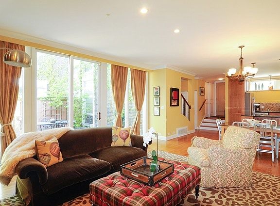 3rd image of 1316 N Sandburg Ter #1316