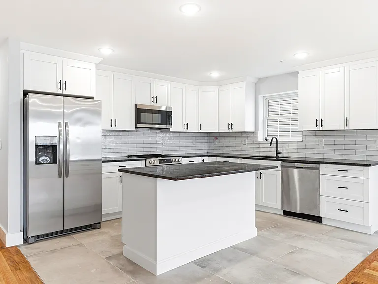 129 Mount Pleasant Ave #2 — Photo 3