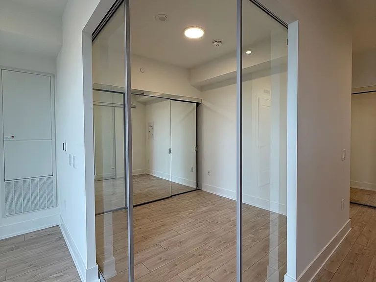 858 Dupont St #639 — Photo 16