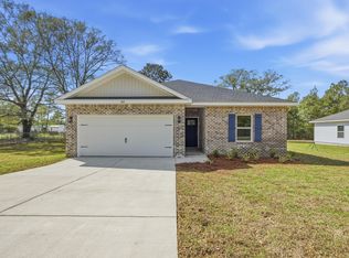 6114 Clover St, Crestview, FL 32539