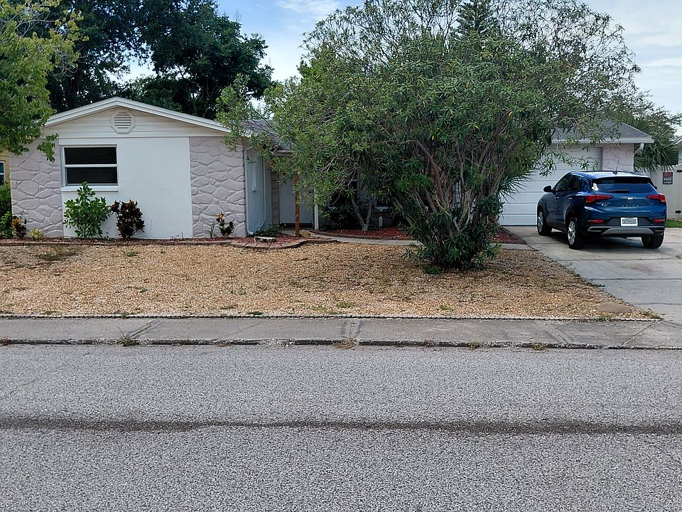 1st image of 9205 Saint Regis Ln
