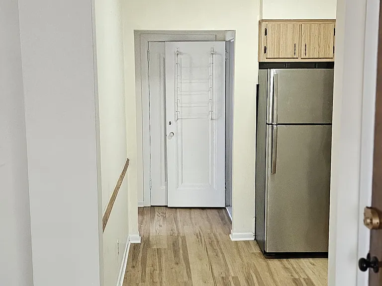 336 Bronxville Rd — Photo 3