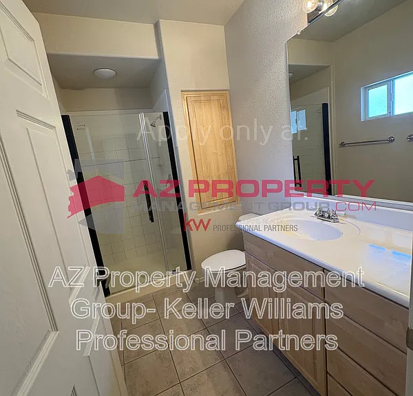 7401 W Arrowhead Clubhouse Dr — Photo 8